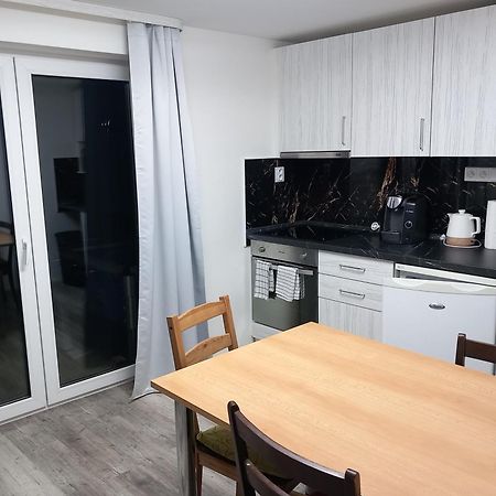 Apartmany De-Lu Blansko Esterno foto