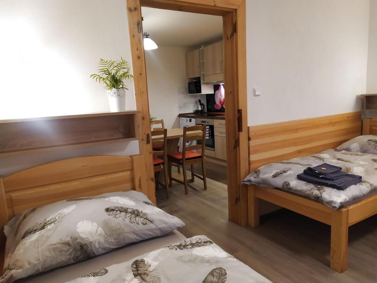 Apartmany De-Lu Blansko Esterno foto