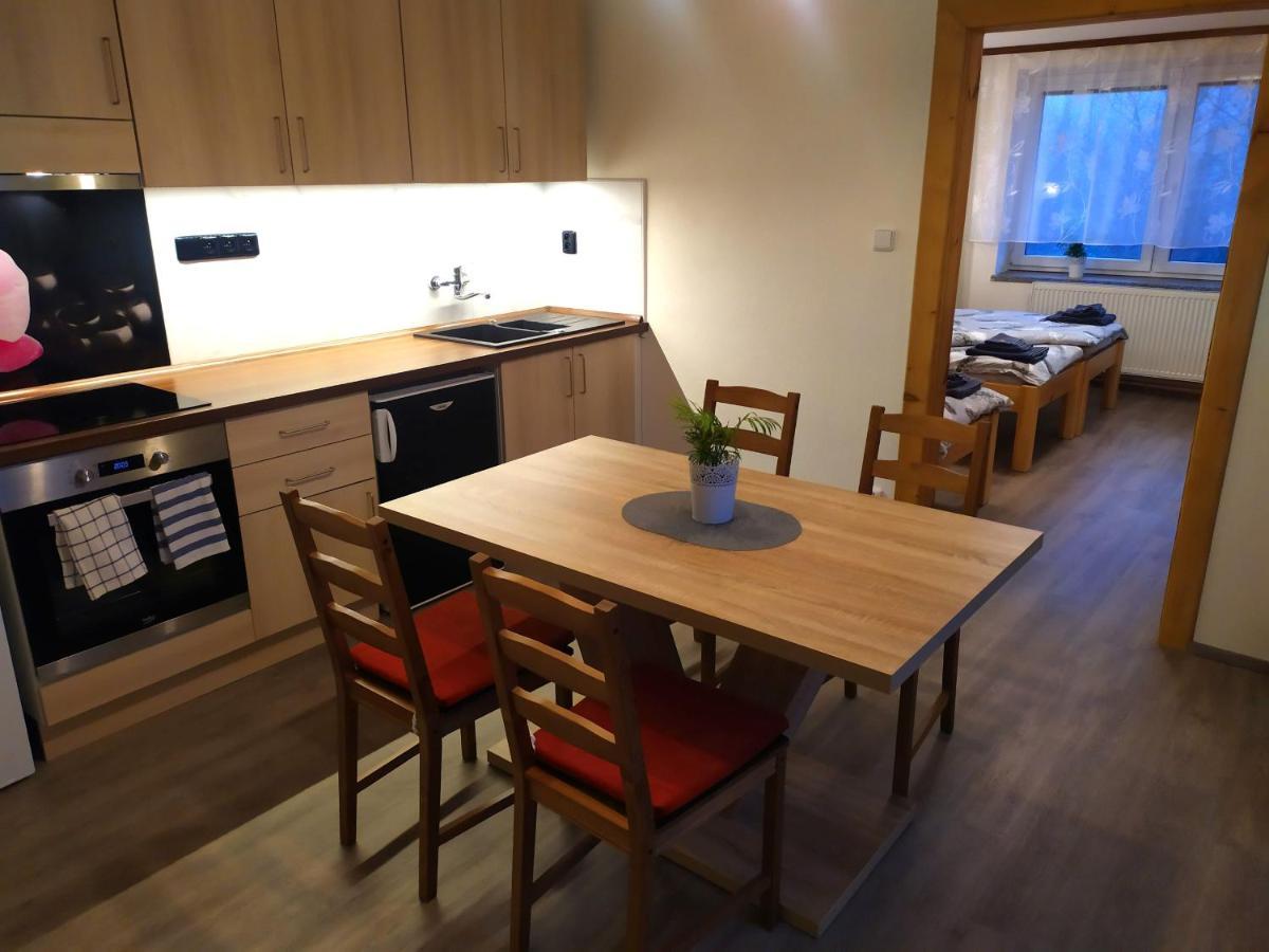 Apartmany De-Lu Blansko Esterno foto