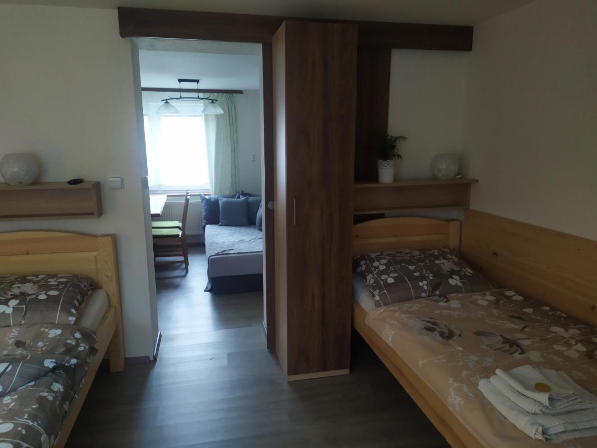 Apartmany De-Lu Blansko Esterno foto