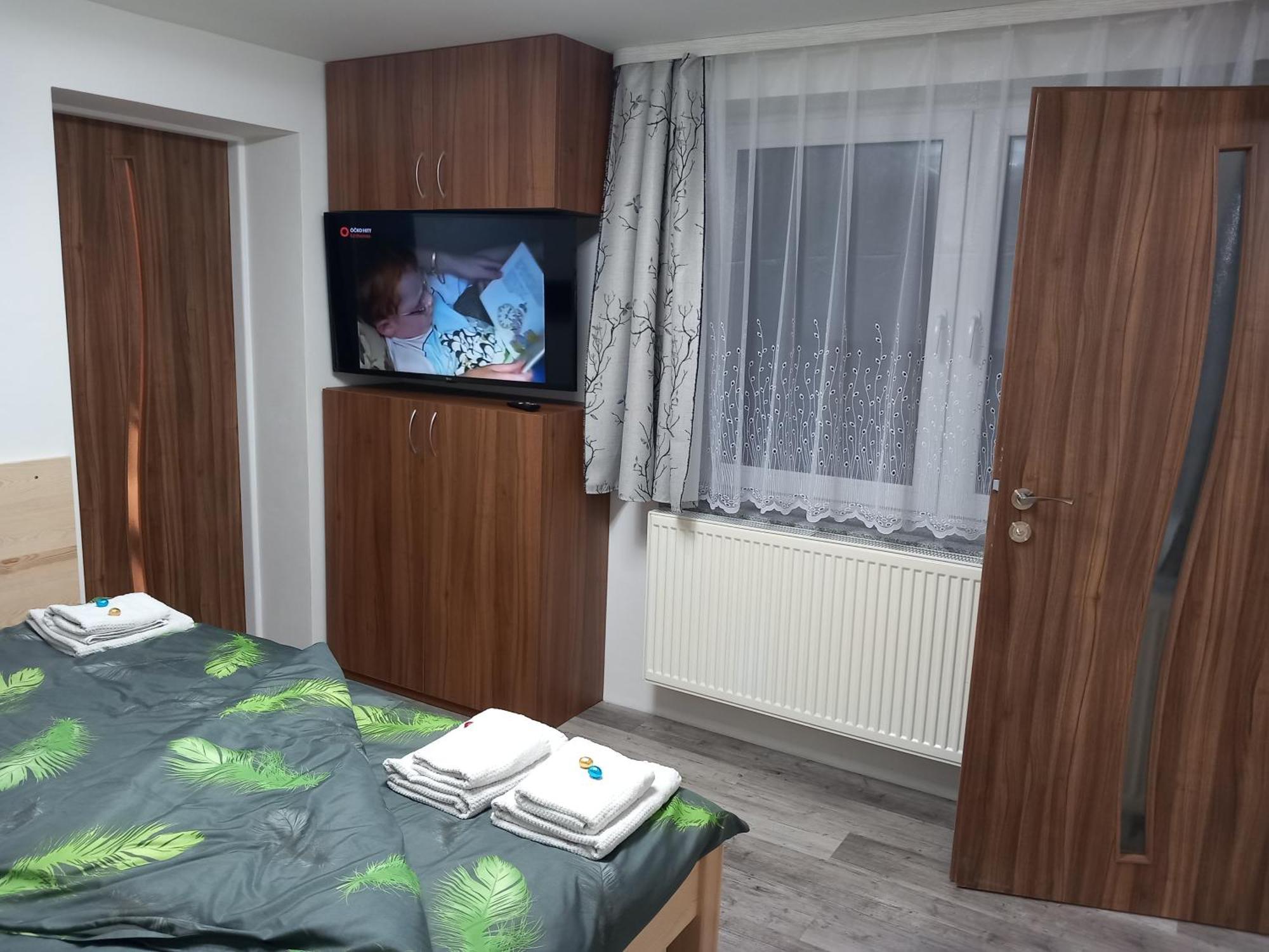 Apartmany De-Lu Blansko Esterno foto